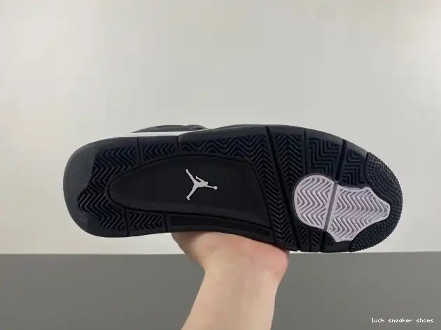 Rep LUCY FQ8138-001 4 JORDAN THUNDER